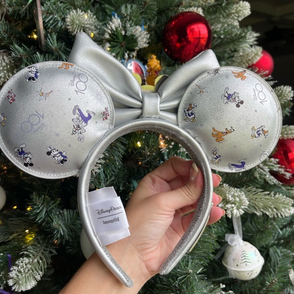 Minnie Ears Loungefly D100 - Picture 6 of 6